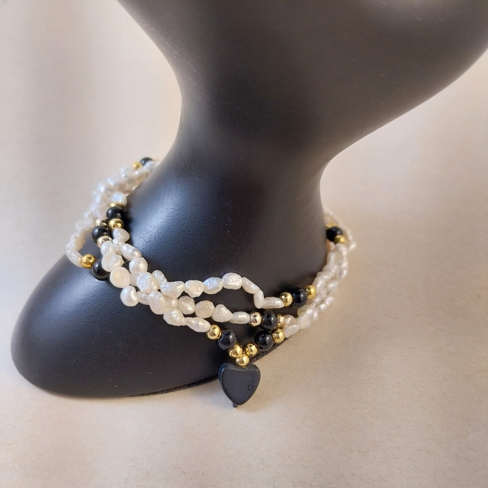Chic Freshwater Pearl and Black Bead Bracelets with Gold Accents - Picture 5 of 10
